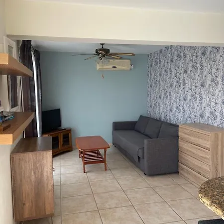 Kokkinoyia, Βίλα *