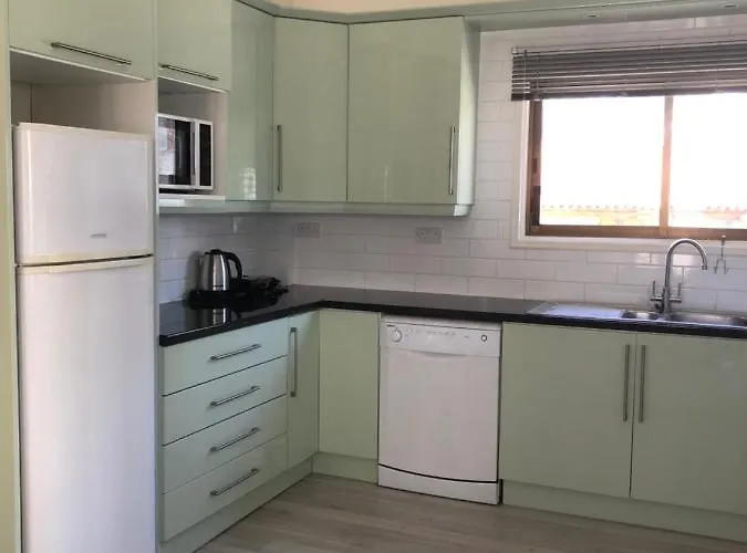 Kokkinoyia, * Pégeia